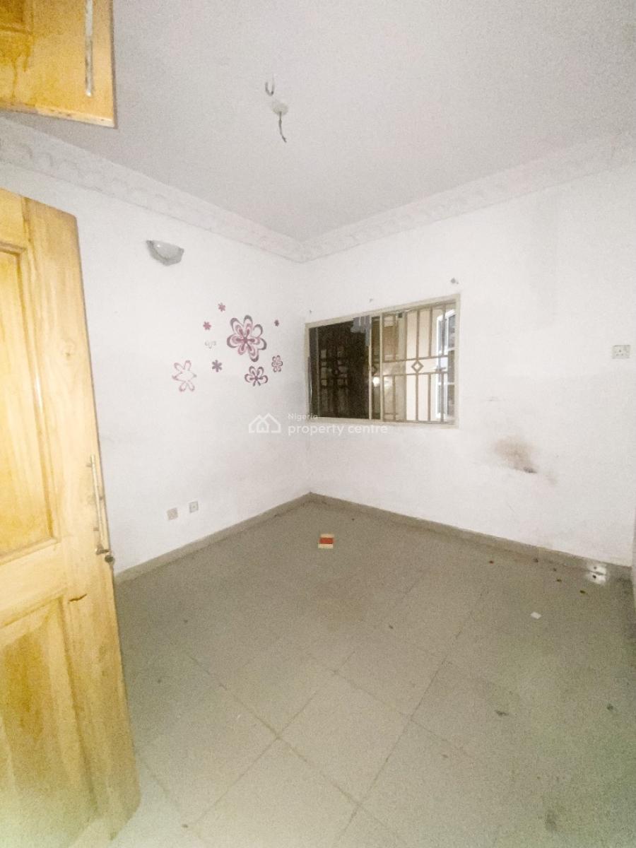 Luxury 3 Bedroom Flat, Gra Phase 1, Magodo, Lagos, Flat / Apartment for Rent