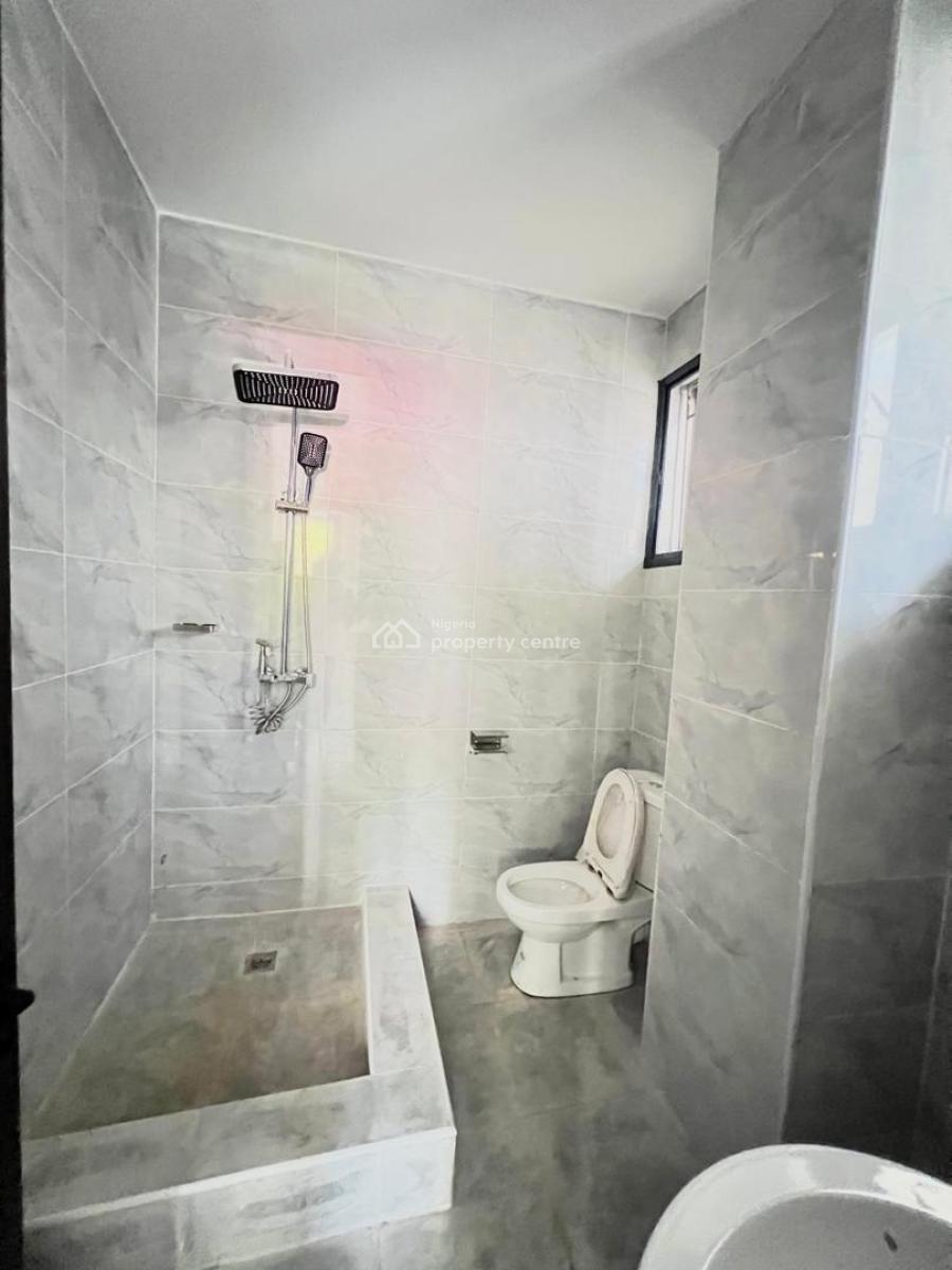 Spacious 1-bedroom Apartment Located in a Secure & Serene Environment, Ideal for Professionals Seeking Comfort, Convenience & a Prime Address, Ikoyi, Lagos, Flat / Apartment for Rent