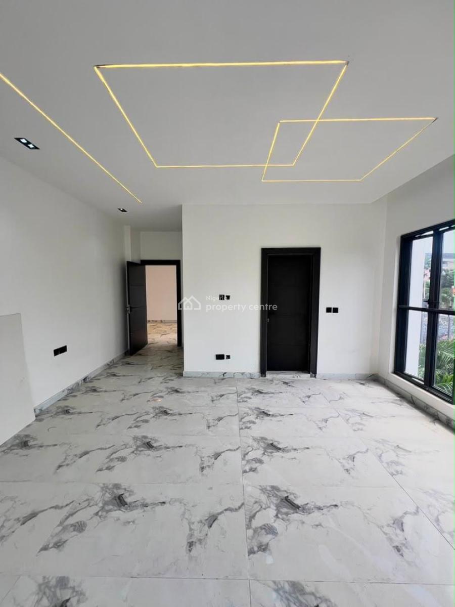 Elegant 2 Bedroom Apartment with Gym & Swimming Pool, 5 Minutes Drive to Ikoyi Club, Ikoyi, Lagos, Flat / Apartment for Sale