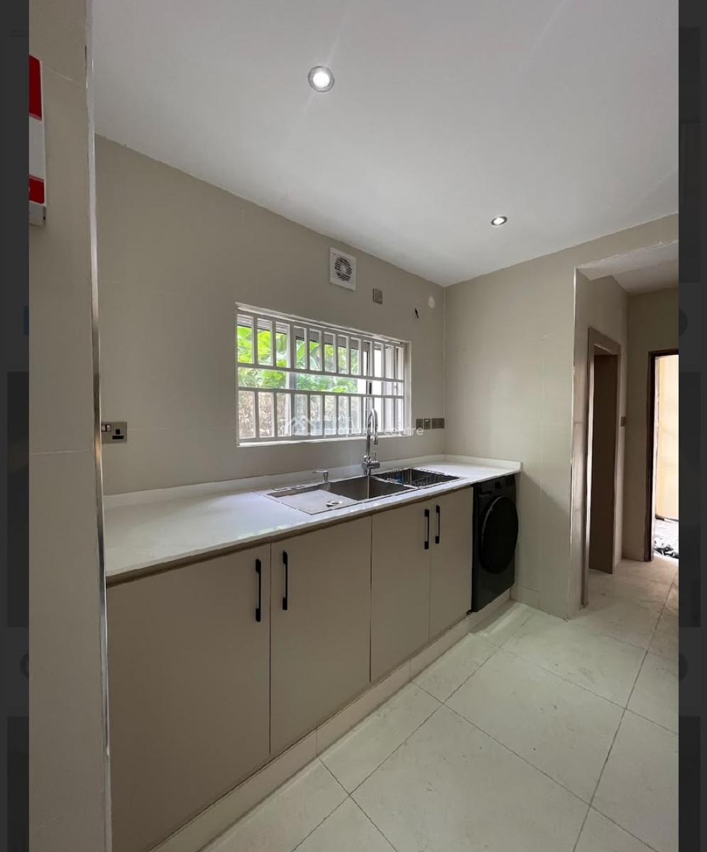 Beautiful 3 Bedroom with Pool, Gym, Children Playground & Basketball Court, Ikoyi, Lagos, Flat / Apartment for Rent