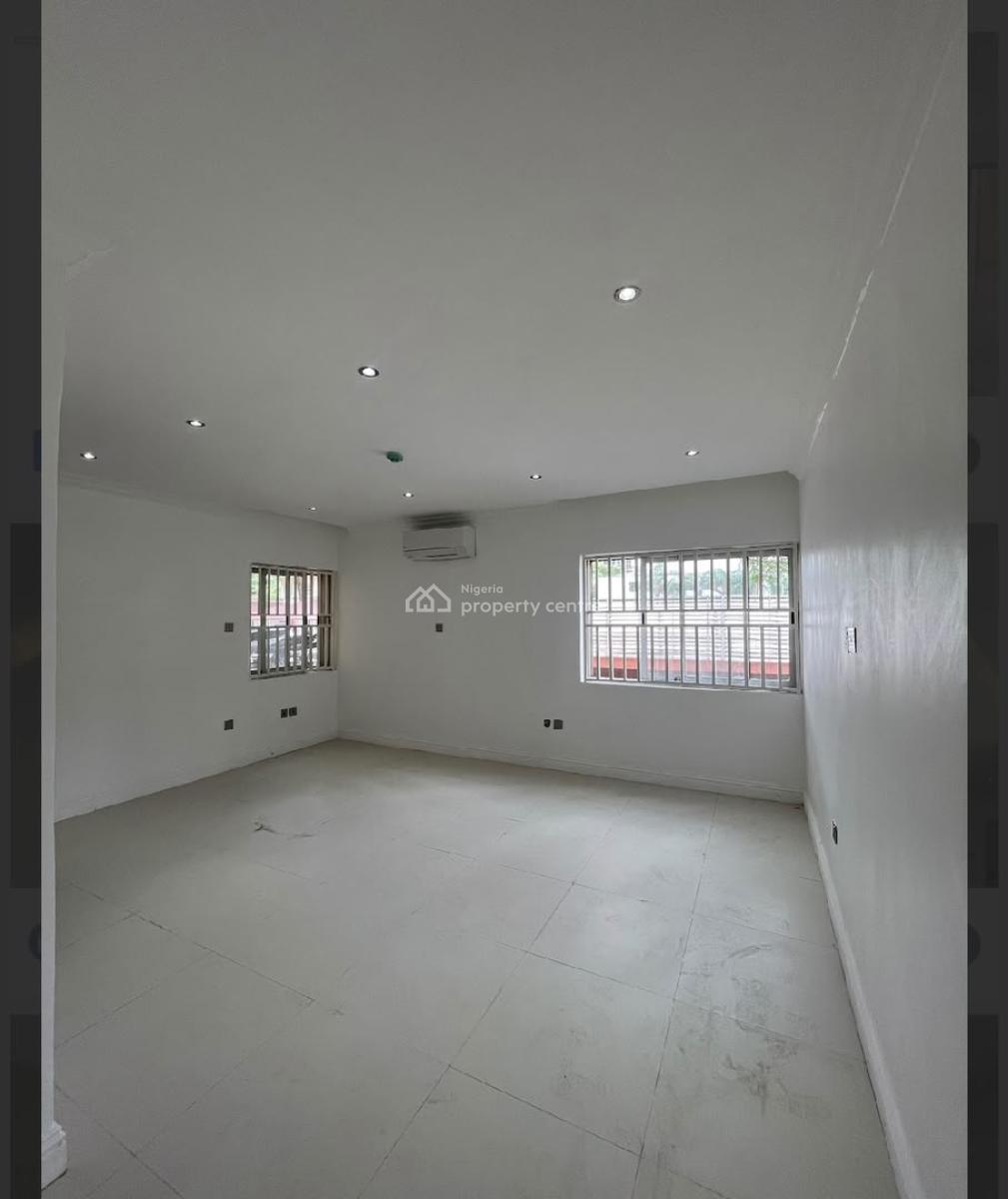 Beautiful 3 Bedroom with Pool, Gym, Children Playground & Basketball Court, Ikoyi, Lagos, Flat / Apartment for Rent