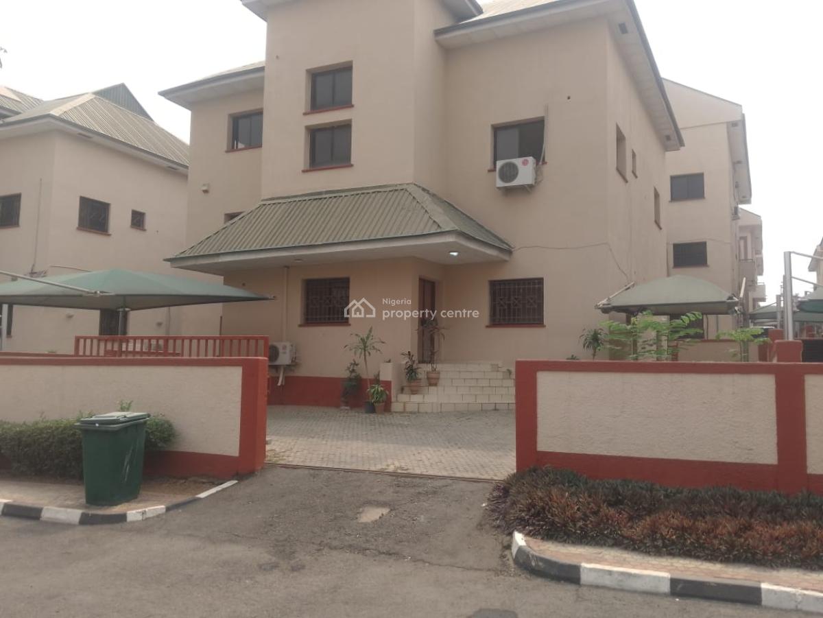Sharp Spacious  Fairly Used Detached Duplex, Maitama District, Abuja, Detached Duplex for Sale