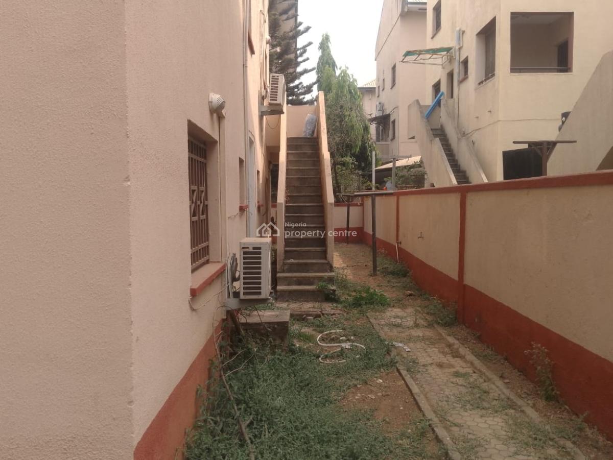 Sharp Spacious  Fairly Used Detached Duplex, Maitama District, Abuja, Detached Duplex for Sale