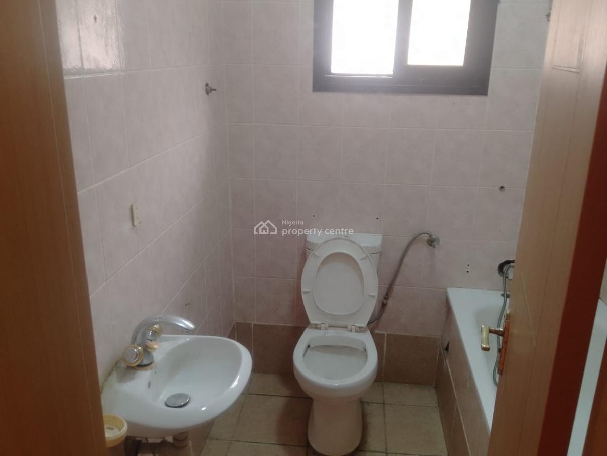 Sharp Spacious  Fairly Used Detached Duplex, Maitama District, Abuja, Detached Duplex for Sale