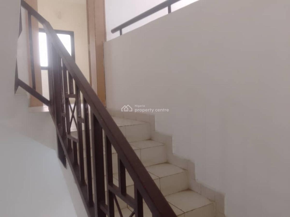 Sharp Spacious  Fairly Used Detached Duplex, Maitama District, Abuja, Detached Duplex for Sale