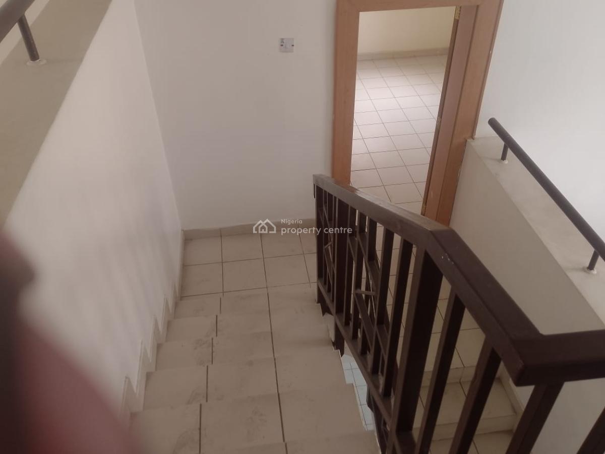 Sharp Spacious  Fairly Used Detached Duplex, Maitama District, Abuja, Detached Duplex for Sale