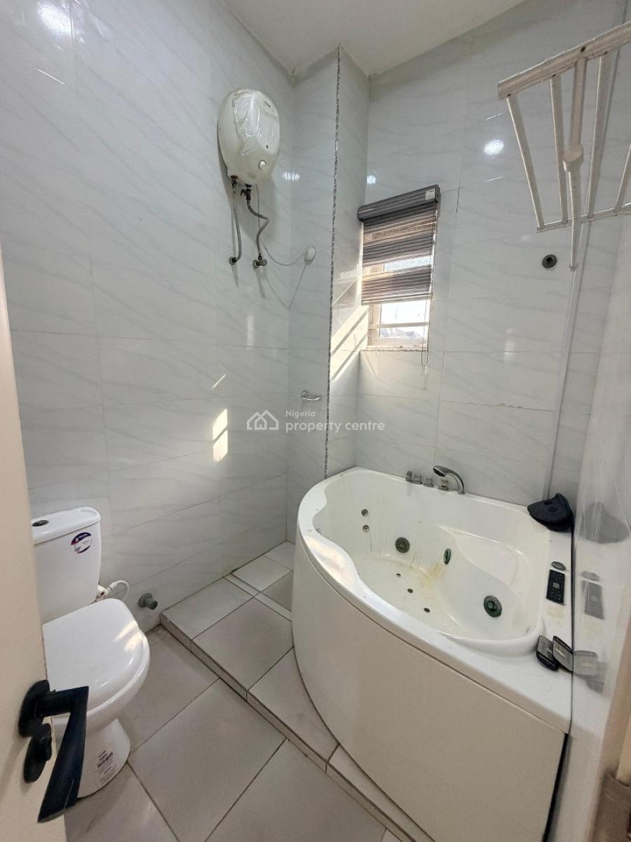 Masters Bedroom Upstairs Available, Osapa London, Lekki, Lagos, Self Contain (single Rooms) for Rent