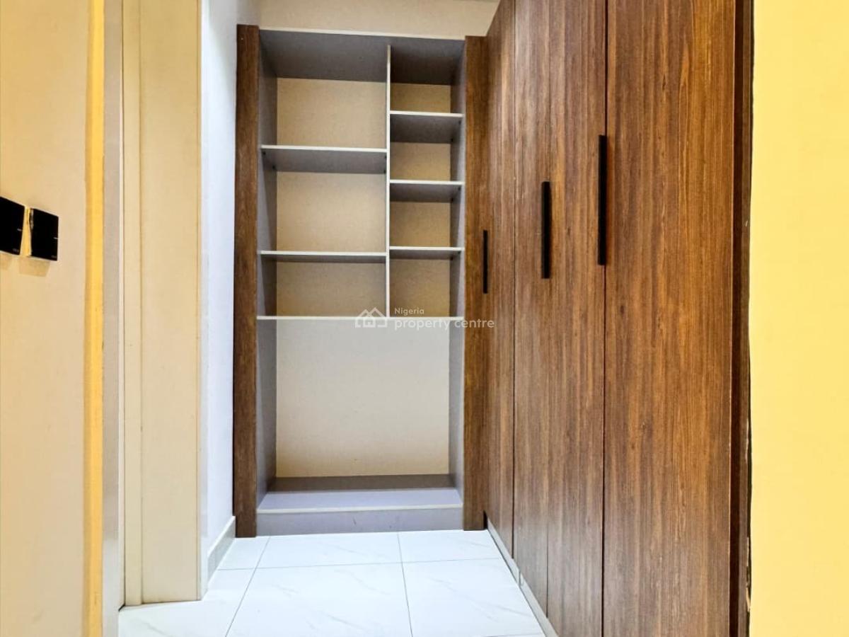 Brand New Premium 2-bedroom Apartment with Snooker, Gym & Pool, Lekki Phase 1, Lekki, Lagos, Flat / Apartment Short Let