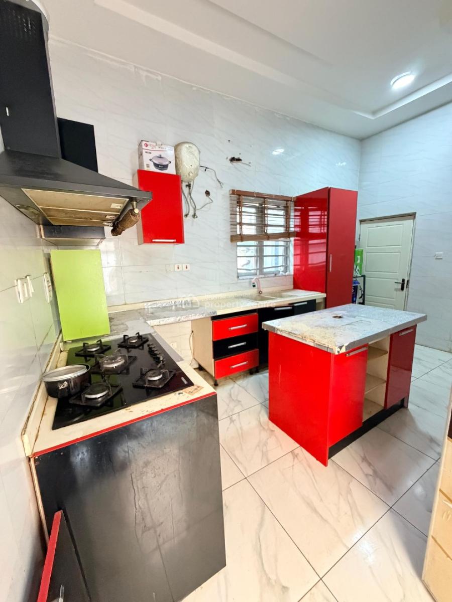 Single Room Upstairs Available, Osapa London, Osapa, Lekki, Lagos, Self Contain (single Rooms) for Rent