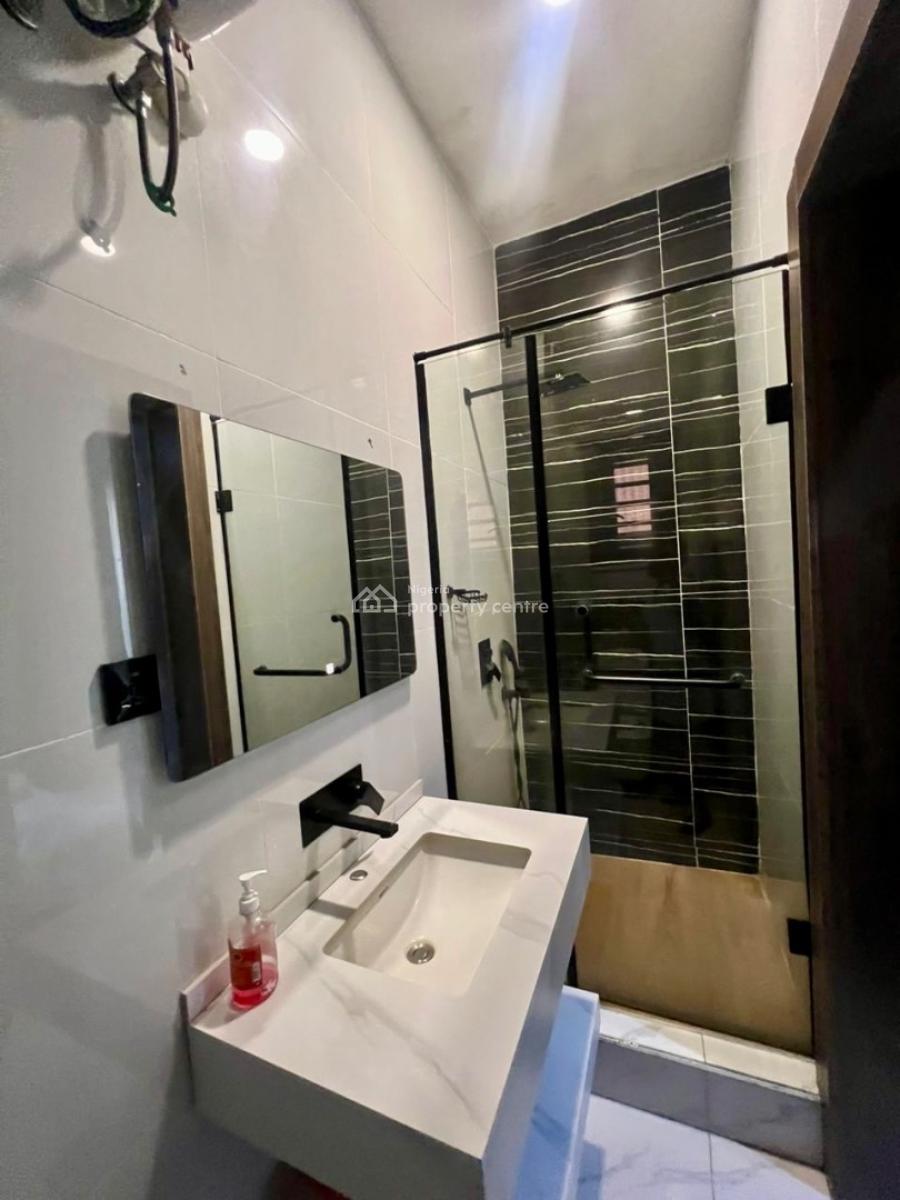 Luxury Furnished 2-bedroom Apartment with Pool & Gym, Lekki Phase 1, Lekki, Lagos, Flat / Apartment for Rent