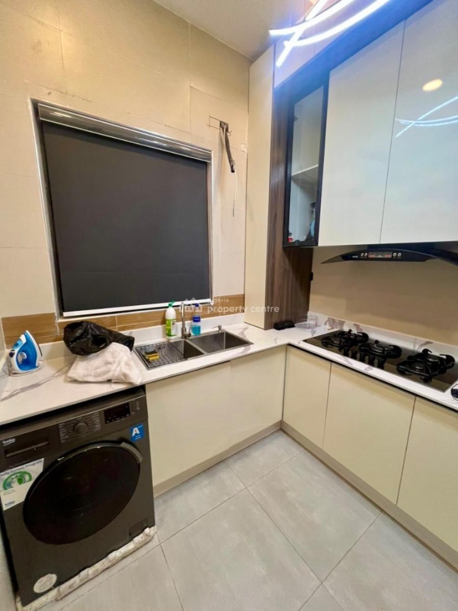 Luxury Furnished 2-bedroom Apartment with Pool & Gym, Lekki Phase 1, Lekki, Lagos, Flat / Apartment for Rent