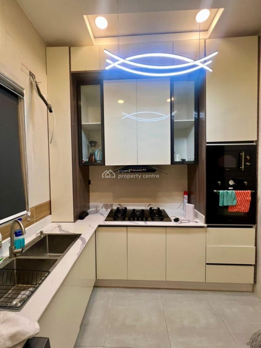 Luxury Furnished 2-bedroom Apartment with Pool & Gym, Lekki Phase 1, Lekki, Lagos, Flat / Apartment for Rent