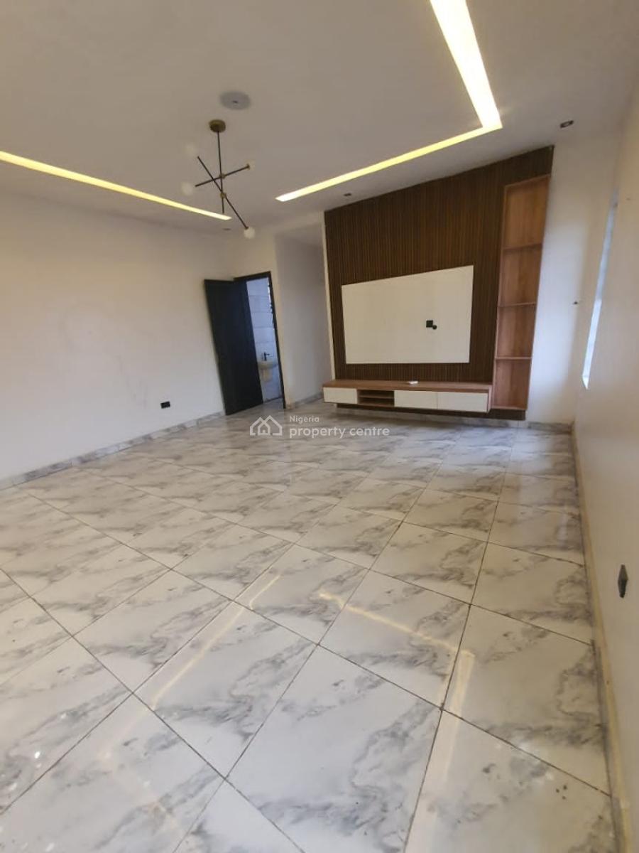Beautiful 2 Bedroom Upstairs Apartment with 24/7 Power Supply, Ikate, Lekki, Lagos, Flat / Apartment for Rent