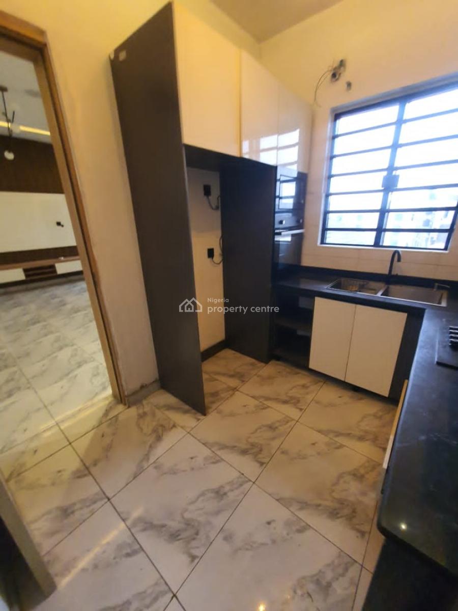 Beautiful 2 Bedroom Upstairs Apartment with 24/7 Power Supply, Ikate, Lekki, Lagos, Flat / Apartment for Rent
