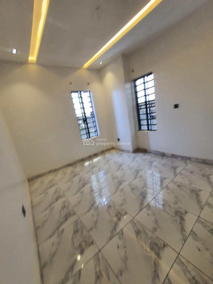 Beautiful 2 Bedroom Upstairs Apartment with 24/7 Power Supply, Ikate, Lekki, Lagos, Flat / Apartment for Rent