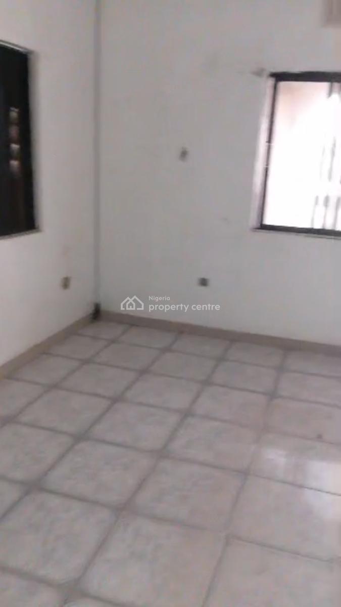 Executive 2 Bedroom Apartment, Adeniyi Jones Ikeja Lagos, Ikeja, Lagos, Flat / Apartment for Rent
