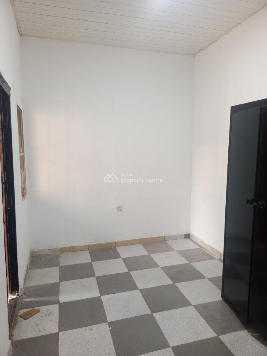 Affordable Cheap Clean Room and Parlor Mini Flat, Mobil Road, Ilaje, Ajah, Lagos, Flat / Apartment for Rent