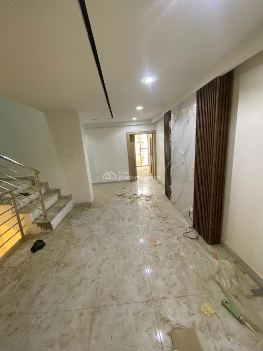 Standard 4 Bedroom Terrace in Guzape, Guzape District, Abuja, House for Sale
