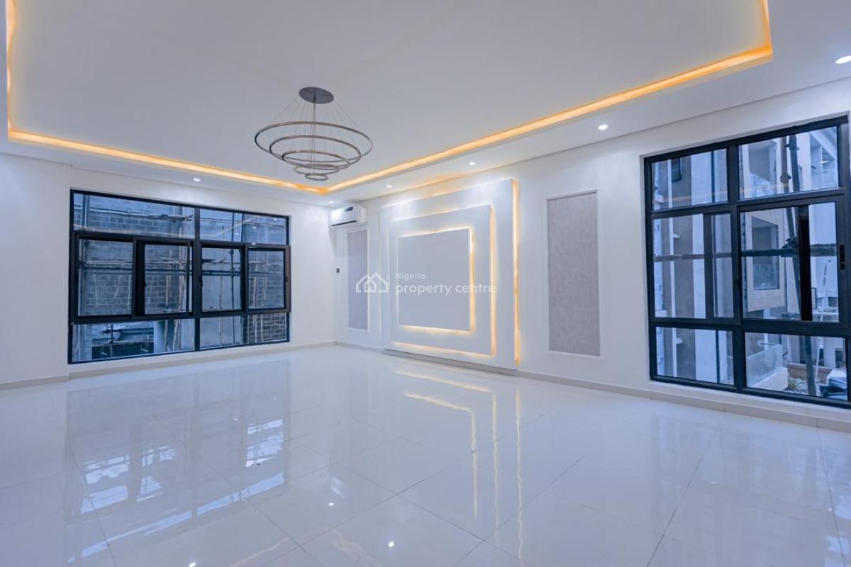 Fully Serviced 4 Bedroom Maisonette with Bq at Ikoyi, 5 Minutes Drive to Ikoyi Club, Ikoyi, Lagos, Flat / Apartment for Sale
