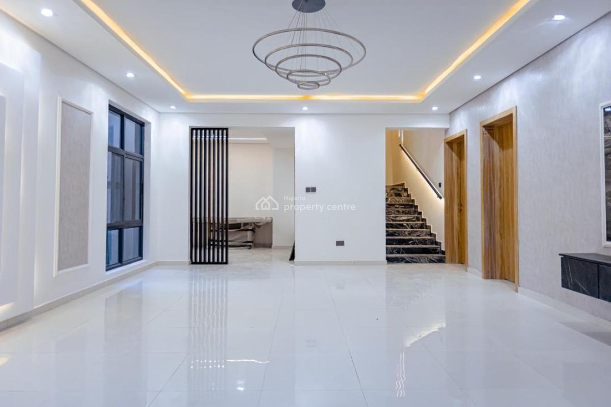 Fully Serviced 4 Bedroom Maisonette with Bq at Ikoyi, 5 Minutes Drive to Ikoyi Club, Ikoyi, Lagos, Flat / Apartment for Sale