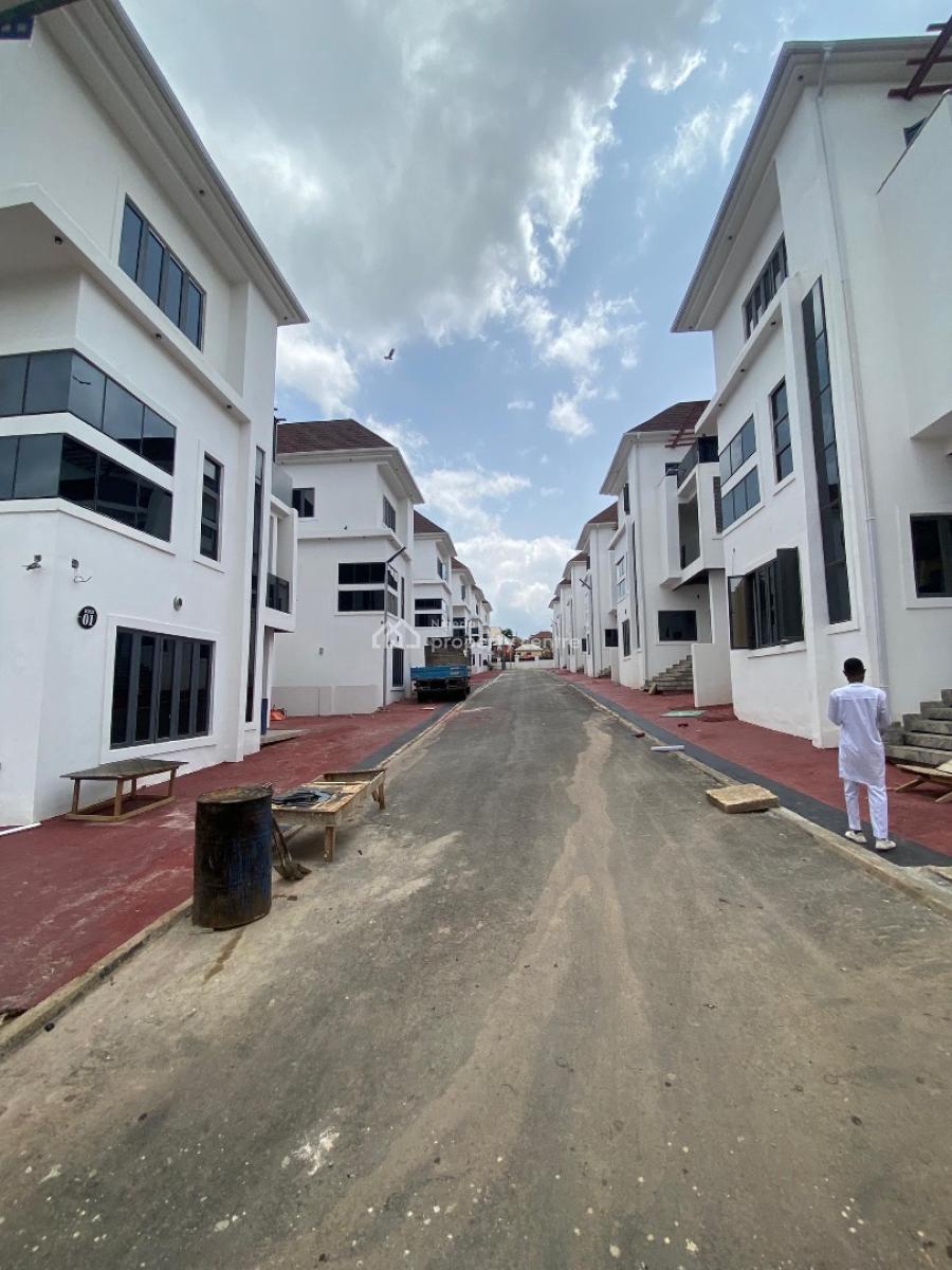 Luxury 6-bedroom Duplex in Guzape, Guzape District, Abuja, House for Sale