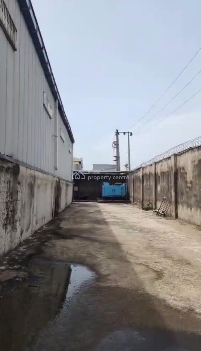 Warehouse Available, Magboro, Ogun, Warehouse for Rent