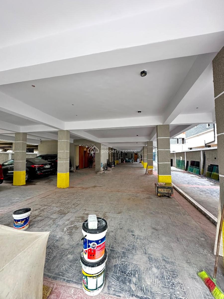 Exquisite Luxury Spacious 3 Bedroom Apartment with Gym, Swimming Pool, Lekki Phase 1, Lekki, Lagos, Block of Flats for Sale