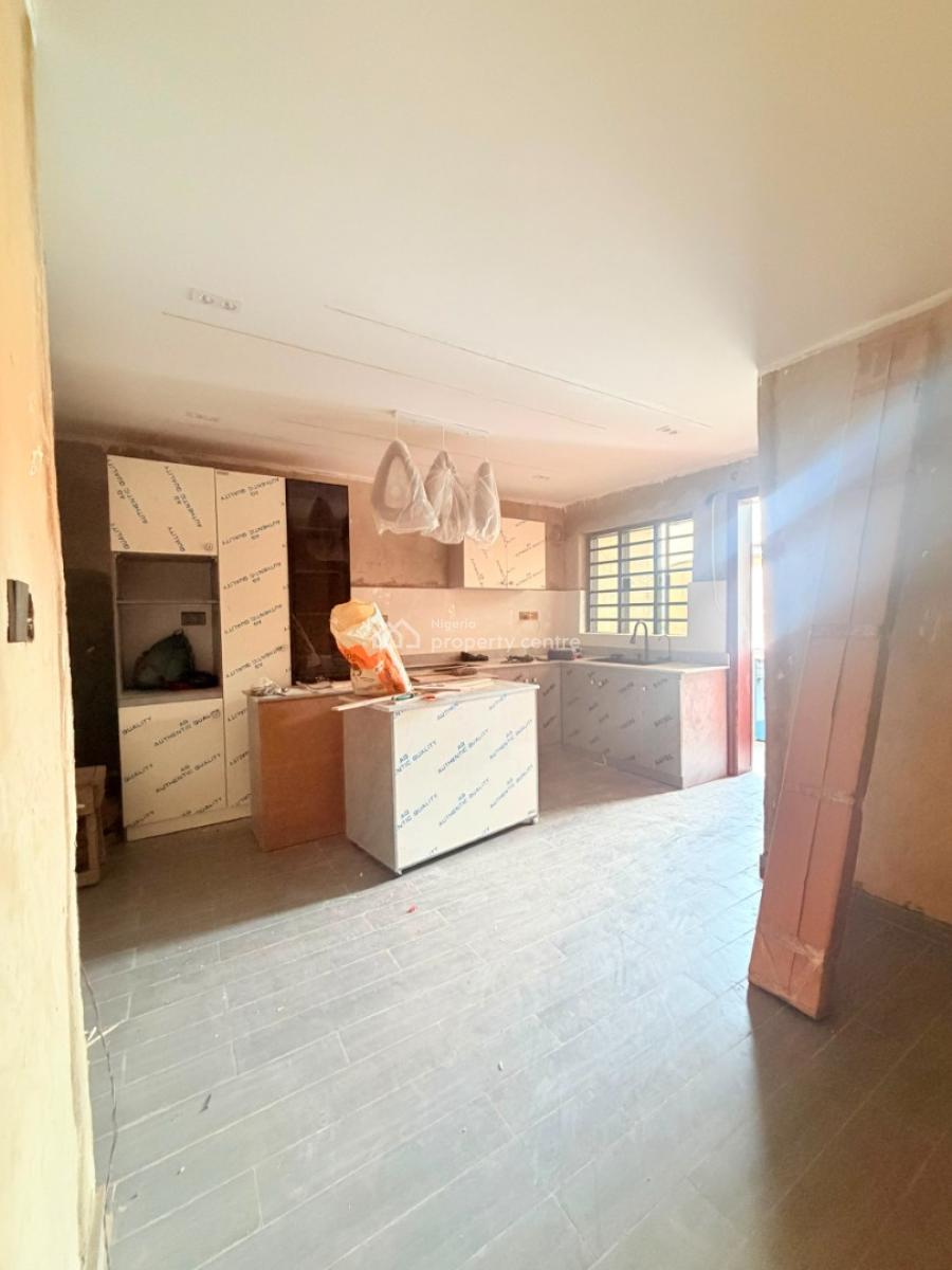 Intelligently Designed 4-bedroom Semi-detached Smart Residence + Bq, Yaba, Lagos, Semi-detached Duplex for Sale
