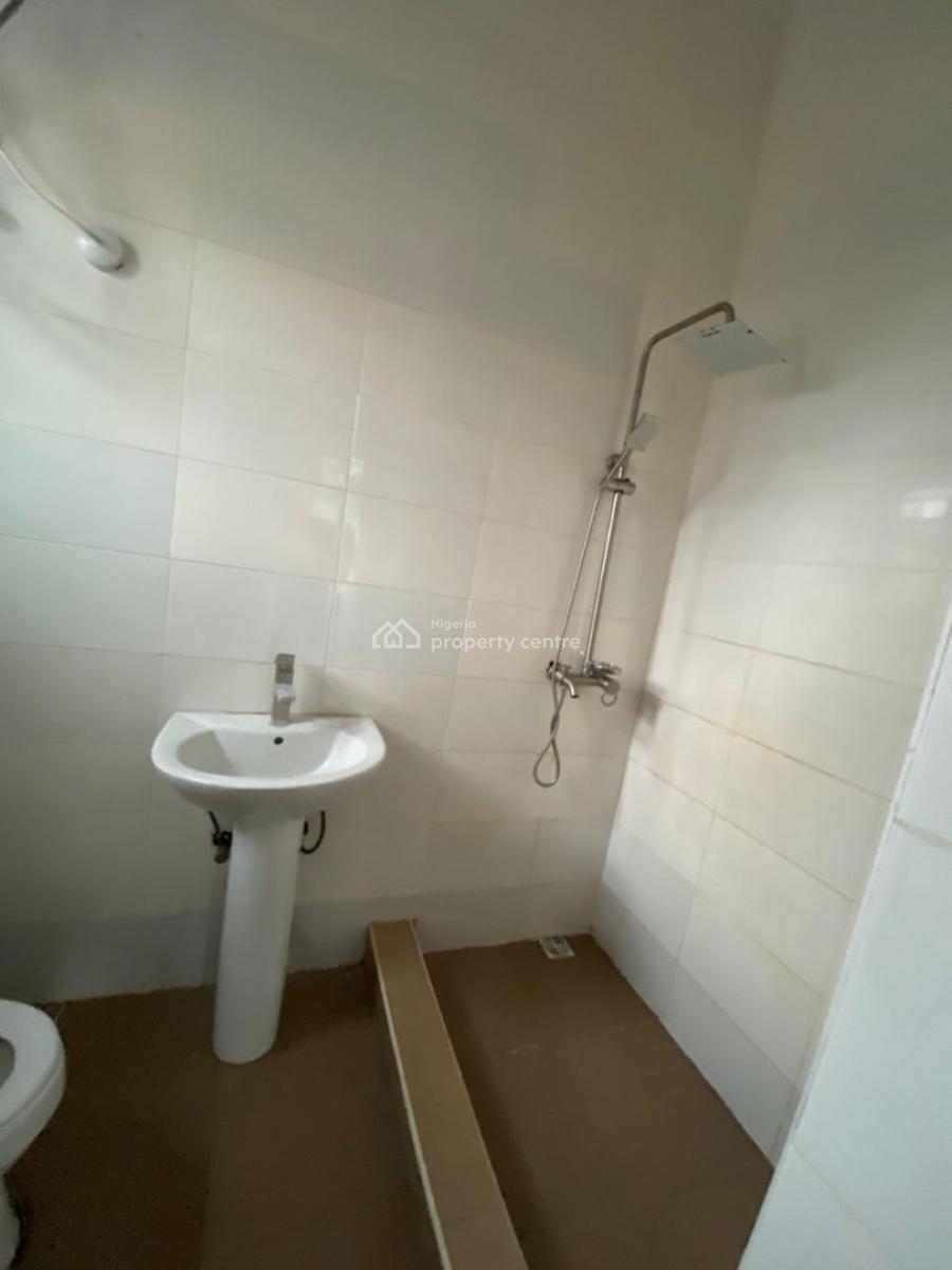 Spacious Two Bedroom Apartment Upstairs, Neville Court Cannan Estate Close to Blenco Supermarket, Sangotedo, Ajah, Lagos, Flat / Apartment for Rent