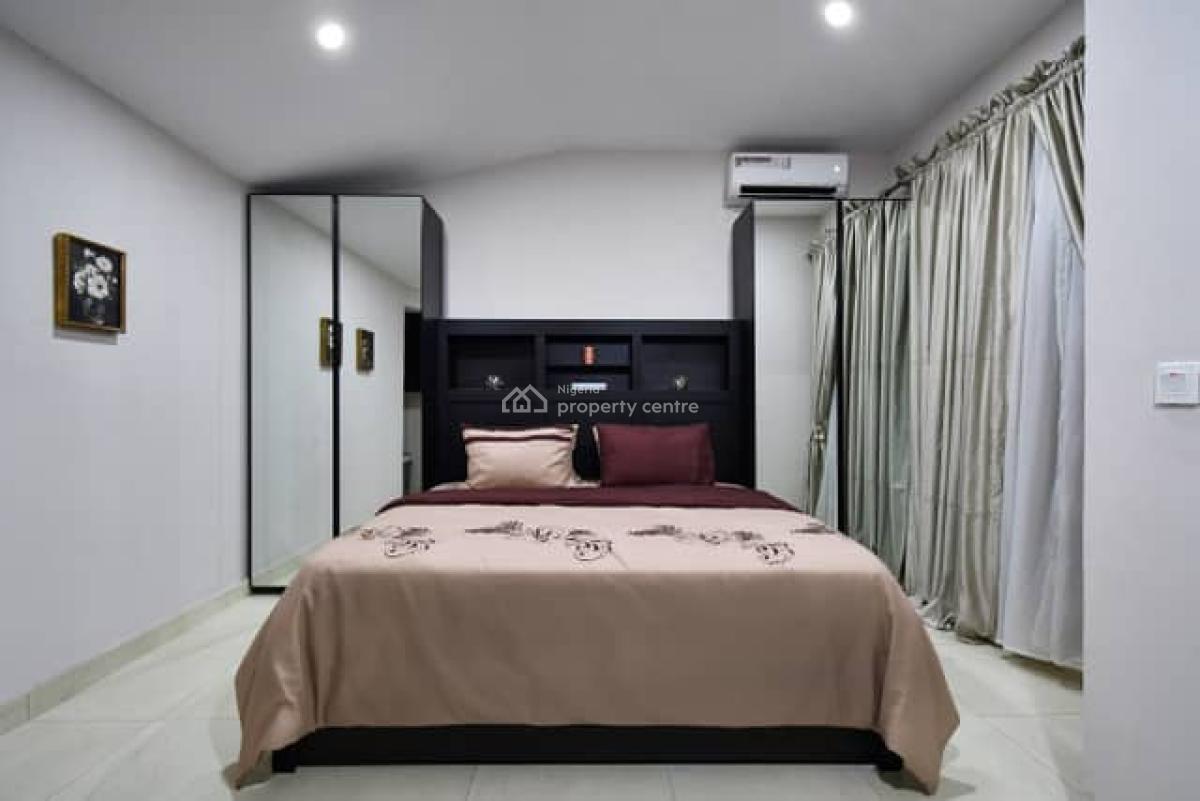 3 Bedroom Furnished Apartment, Osapa, Lekki, Lagos, Flat / Apartment for Rent