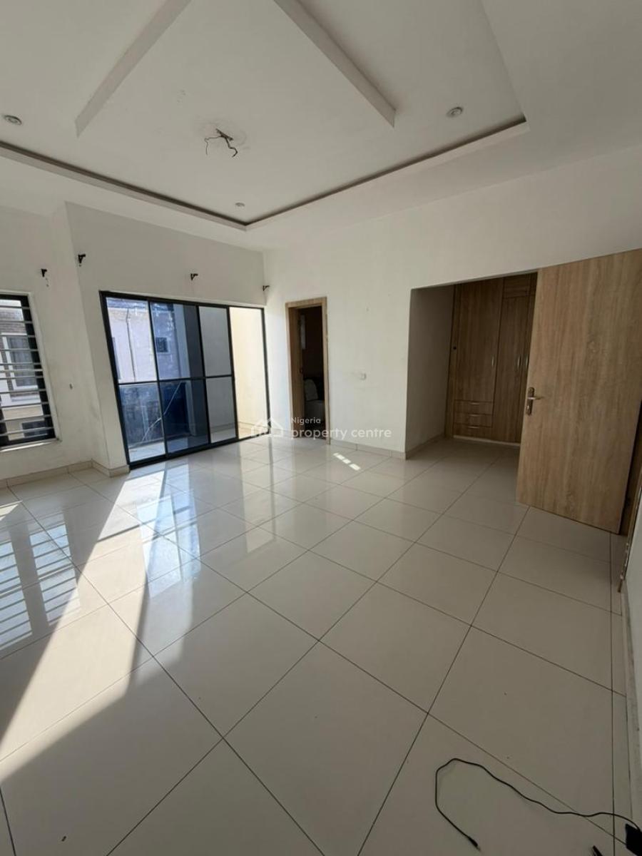 Massive Masters Bedroom., Ikota Villa, Ikota, Lekki, Lagos, Self Contain (single Rooms) for Rent
