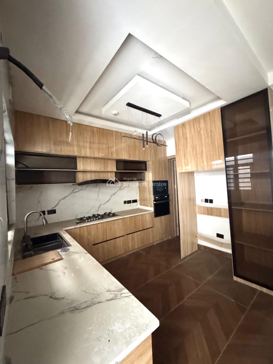 𝐁𝐑𝐀𝐍𝐃 𝐍𝐄𝐖 4 𝐁𝐄𝐃𝐑𝐎𝐎𝐌 𝐓𝐄𝐑𝐑𝐀𝐂𝐄 𝐃𝐔𝐏𝐋𝐄𝐗, Lekki Phase 1, Lekki, Lagos, Terraced Duplex for Rent