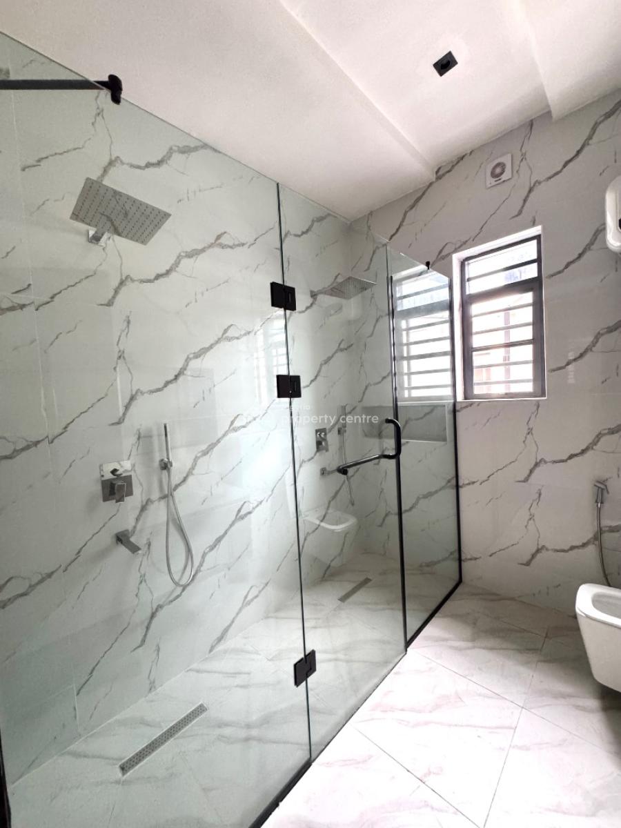 𝐁𝐑𝐀𝐍𝐃 𝐍𝐄𝐖 4 𝐁𝐄𝐃𝐑𝐎𝐎𝐌 𝐓𝐄𝐑𝐑𝐀𝐂𝐄 𝐃𝐔𝐏𝐋𝐄𝐗, Lekki Phase 1, Lekki, Lagos, Terraced Duplex for Rent