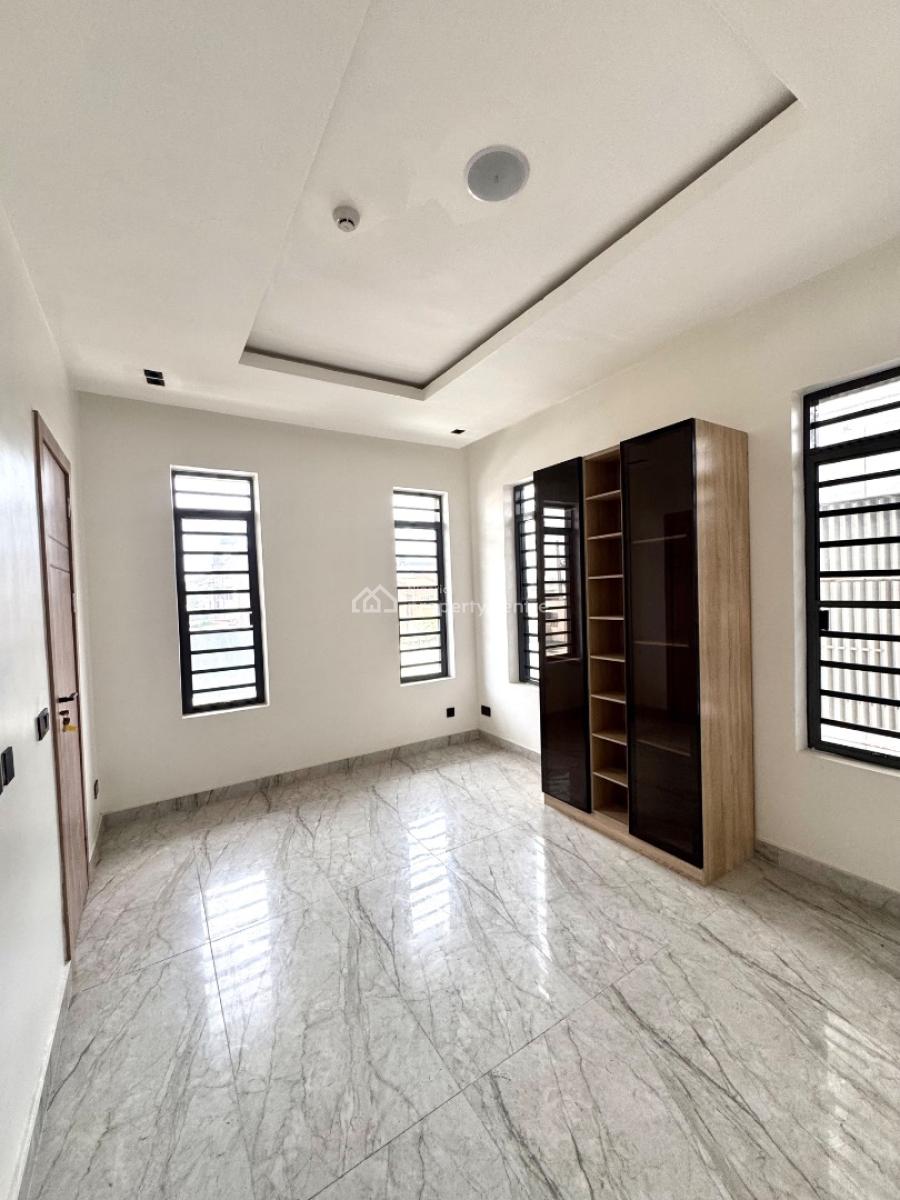 𝐁𝐑𝐀𝐍𝐃 𝐍𝐄𝐖 4 𝐁𝐄𝐃𝐑𝐎𝐎𝐌 𝐓𝐄𝐑𝐑𝐀𝐂𝐄 𝐃𝐔𝐏𝐋𝐄𝐗, Lekki Phase 1, Lekki, Lagos, Terraced Duplex for Rent