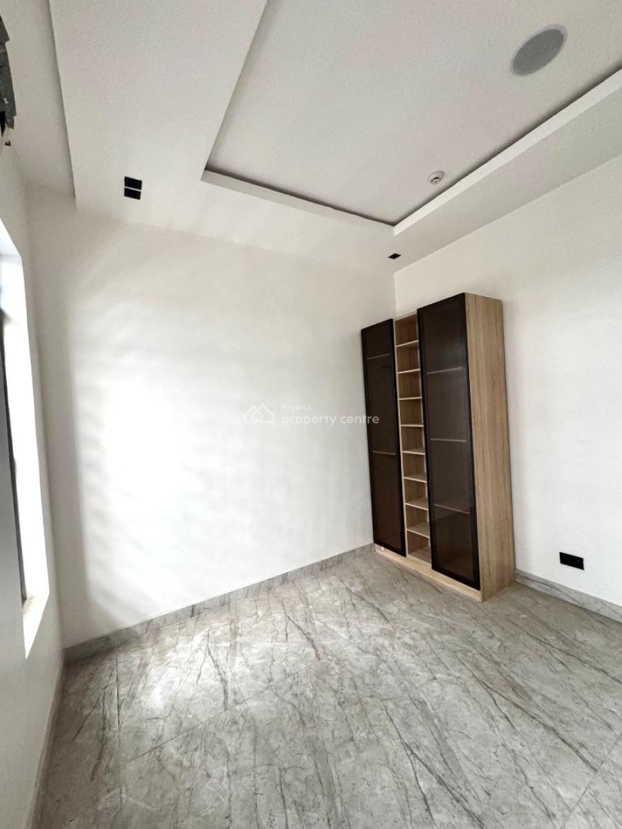 𝐁𝐑𝐀𝐍𝐃 𝐍𝐄𝐖 4 𝐁𝐄𝐃𝐑𝐎𝐎𝐌 𝐓𝐄𝐑𝐑𝐀𝐂𝐄 𝐃𝐔𝐏𝐋𝐄𝐗, Lekki Phase 1, Lekki, Lagos, Terraced Duplex for Rent