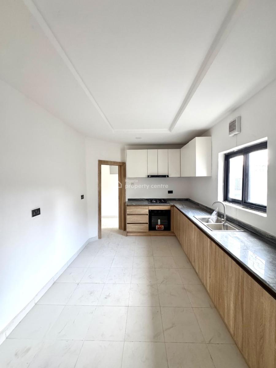 𝐁𝐑𝐀𝐍𝐃 𝐍𝐄𝐖 4 𝐁𝐄𝐃𝐑𝐎𝐎𝐌 𝐓𝐄𝐑𝐑𝐀𝐂𝐄 𝐃𝐔𝐏𝐋𝐄𝐗, Lekki Phase 1, Lekki, Lagos, Terraced Duplex for Rent