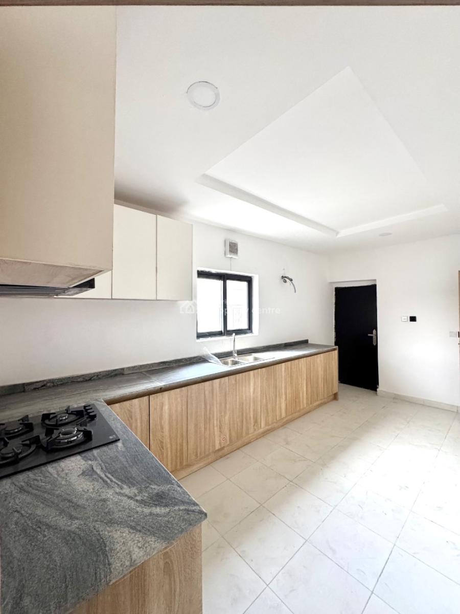 𝐁𝐑𝐀𝐍𝐃 𝐍𝐄𝐖 4 𝐁𝐄𝐃𝐑𝐎𝐎𝐌 𝐓𝐄𝐑𝐑𝐀𝐂𝐄 𝐃𝐔𝐏𝐋𝐄𝐗, Lekki Phase 1, Lekki, Lagos, Terraced Duplex for Rent