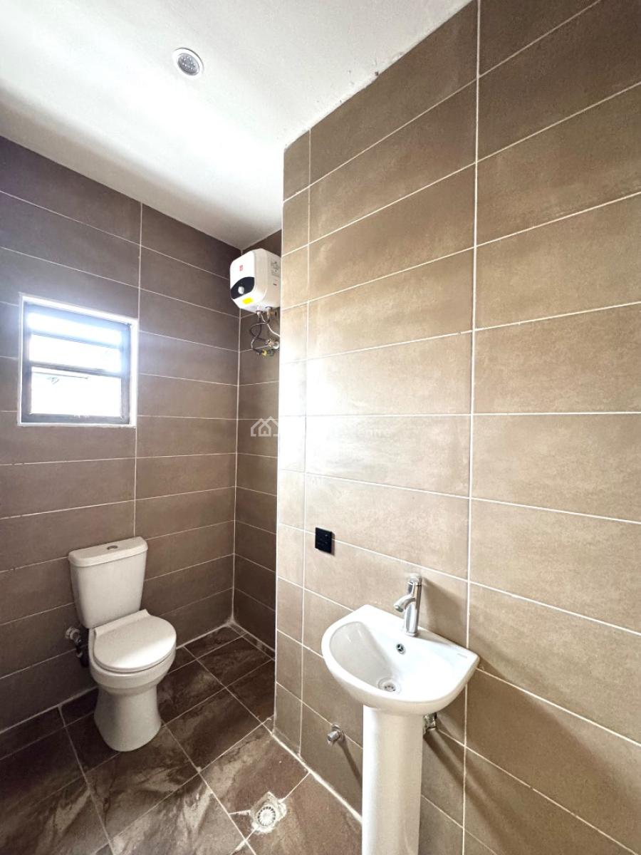 𝐁𝐑𝐀𝐍𝐃 𝐍𝐄𝐖 4 𝐁𝐄𝐃𝐑𝐎𝐎𝐌 𝐓𝐄𝐑𝐑𝐀𝐂𝐄 𝐃𝐔𝐏𝐋𝐄𝐗, Lekki Phase 1, Lekki, Lagos, Terraced Duplex for Rent