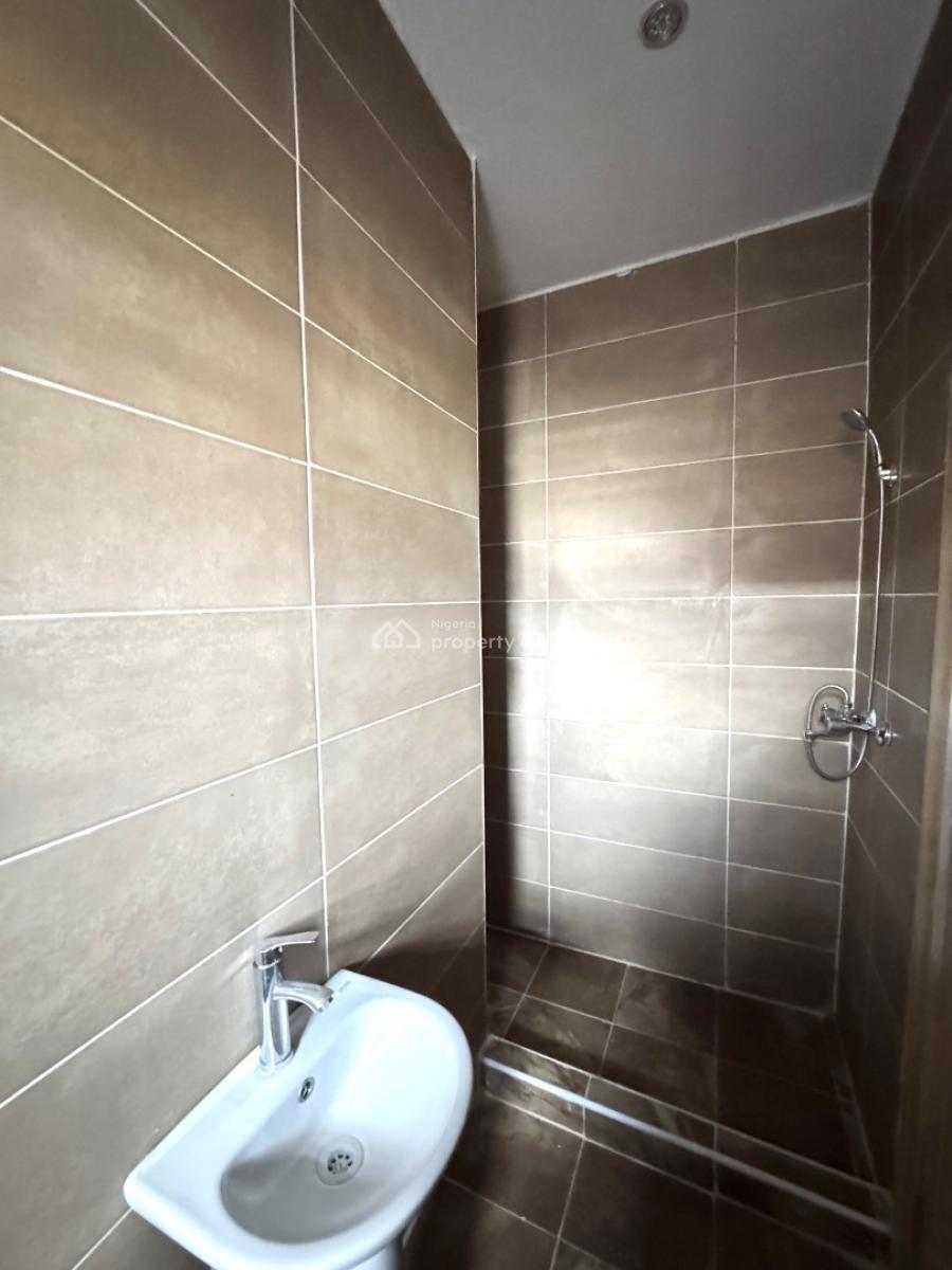 𝐁𝐑𝐀𝐍𝐃 𝐍𝐄𝐖 4 𝐁𝐄𝐃𝐑𝐎𝐎𝐌 𝐓𝐄𝐑𝐑𝐀𝐂𝐄 𝐃𝐔𝐏𝐋𝐄𝐗, Lekki Phase 1, Lekki, Lagos, Terraced Duplex for Rent