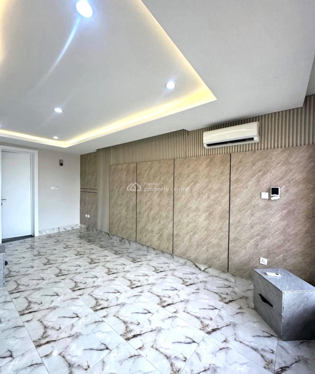 𝐖𝐄𝐋𝐋 𝐌𝐀𝐈𝐍𝐓𝐀𝐈𝐍𝐄𝐃 4 𝐁𝐄𝐃𝐑𝐎𝐎𝐌 𝐌𝐀𝐈𝐒𝐎𝐍𝐄𝐓𝐓𝐄, Lekki Phase 1, Lekki, Lagos, Flat / Apartment for Rent
