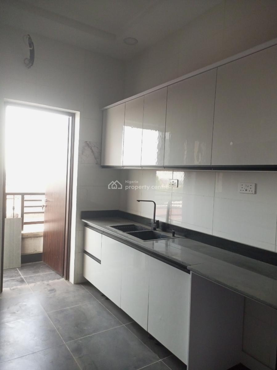 Block of 5 No 3 Bedroom Apartment + 1 No 2 Bedroom Apartment, Off Bush Street, Anthony, Maryland, Lagos, Flat / Apartment for Sale