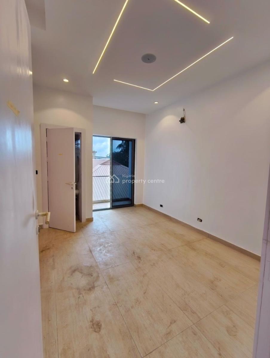 Excellently Built 3 Bedroom Apartment with Bq in a Secured Area, Massive 3 Bedroom Apartment in a Serene Neighborhood, Ikeja Gra, Ikeja Gra, Ikeja, Lagos, Flat / Apartment for Sale