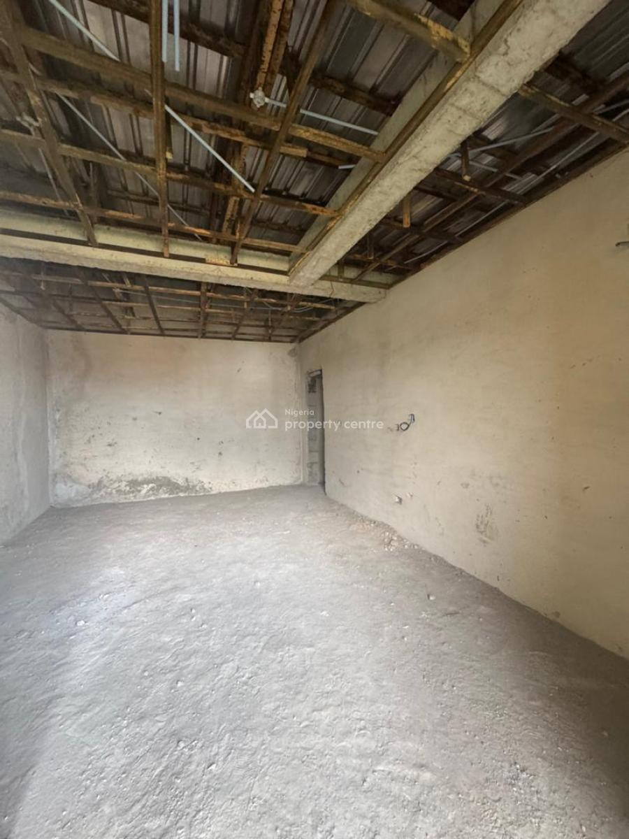 Very Spacious 2 Bedroom Apartment (shell Interior), Nh 1 Extension Estate, Kiss Daniel Street., Ikate, Lekki, Lagos, Flat / Apartment for Sale