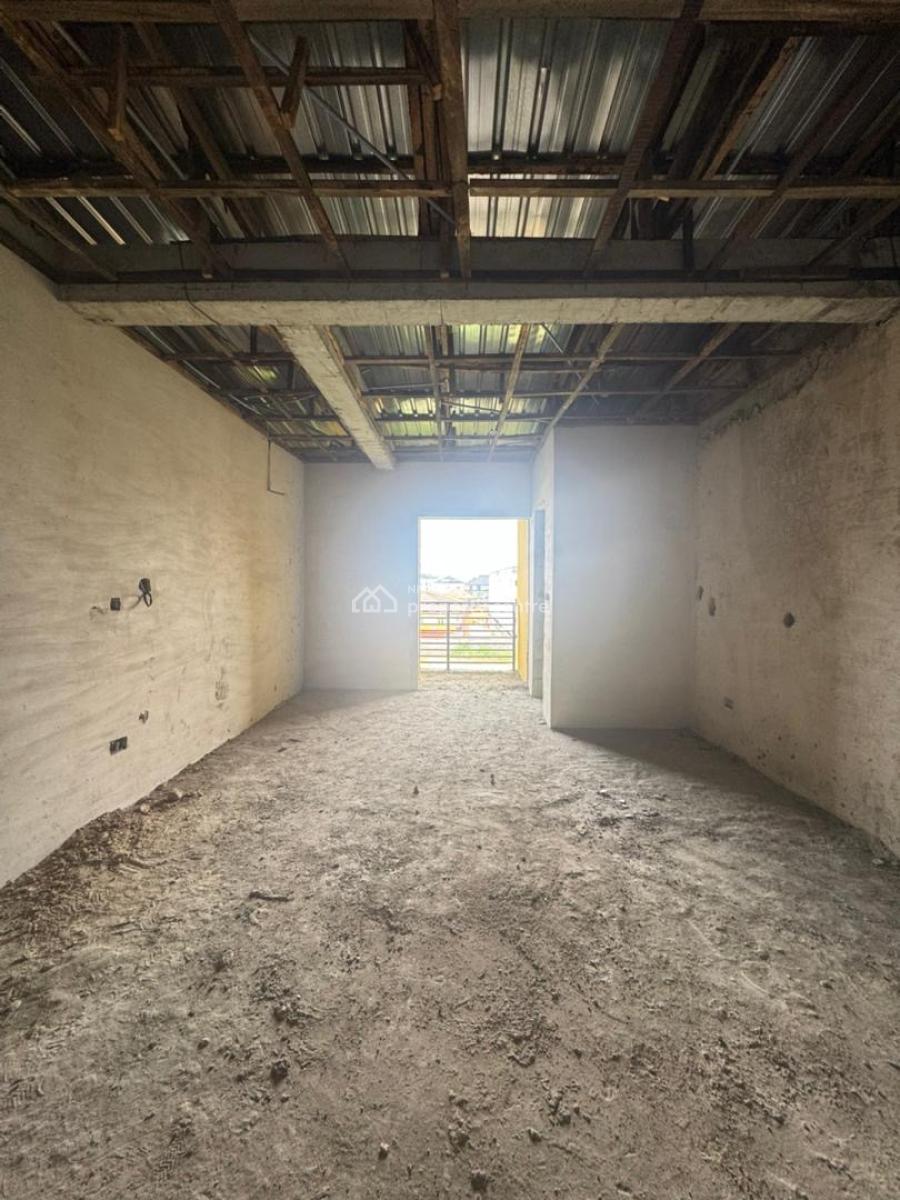 Very Spacious 2 Bedroom Apartment (shell Interior), Nh 1 Extension Estate, Kiss Daniel Street., Ikate, Lekki, Lagos, Flat / Apartment for Sale
