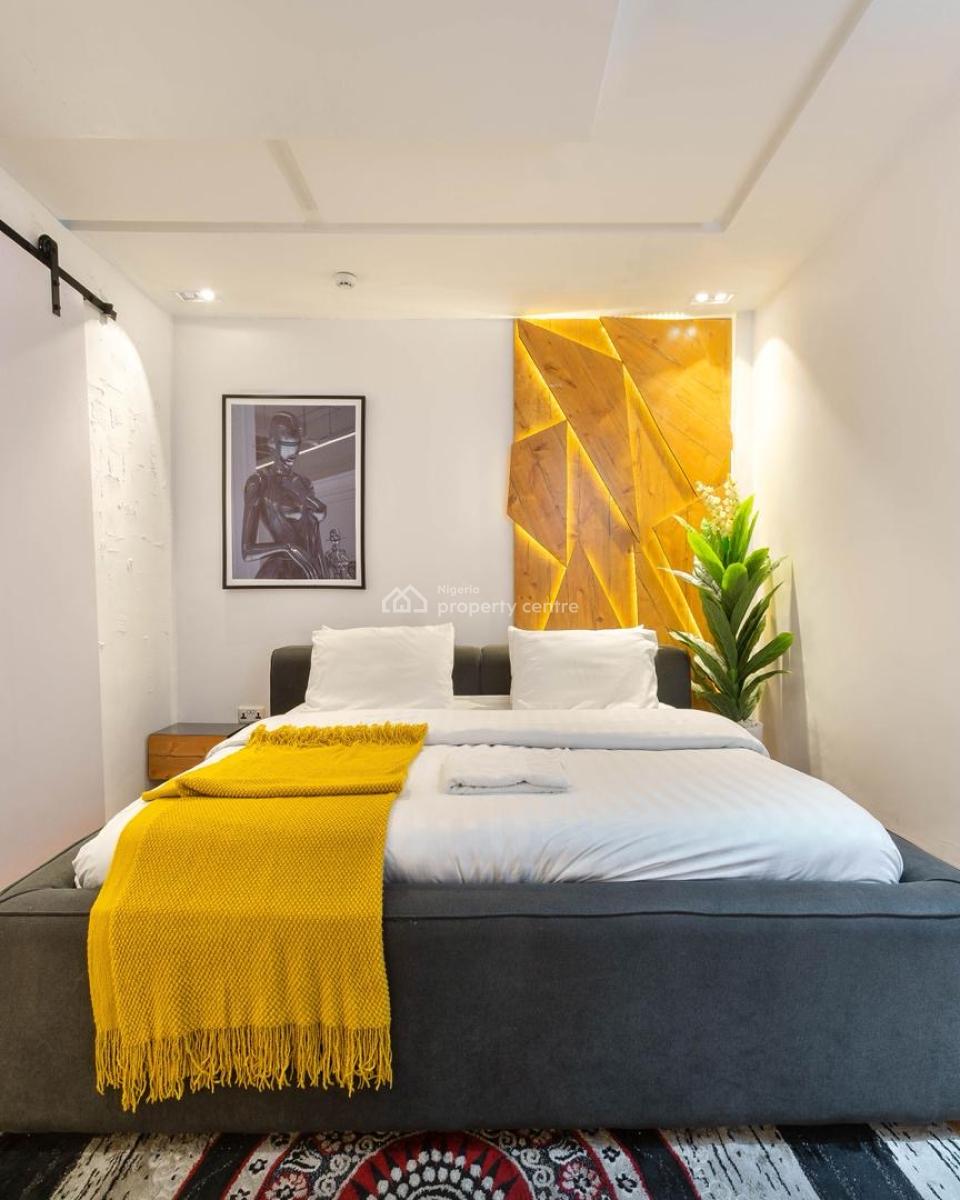 Newly Luxury 1 Bedroom Apartment with Ps5 & Snooker Netflix/prime, Victoria Island (vi), Lagos, Flat / Apartment Short Let