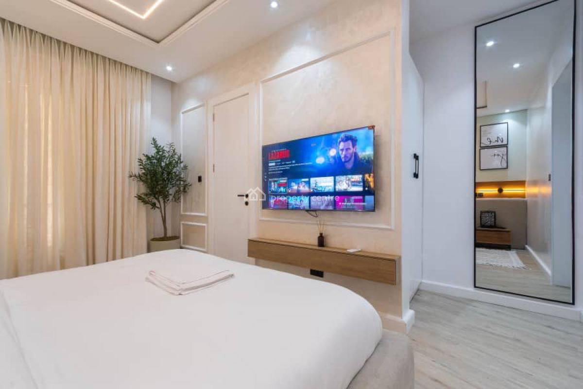 Newly Luxury 1 Bedroom Apartment with Ps5 & Snooker Netflix/prime, Victoria Island (vi), Lagos, Flat / Apartment Short Let