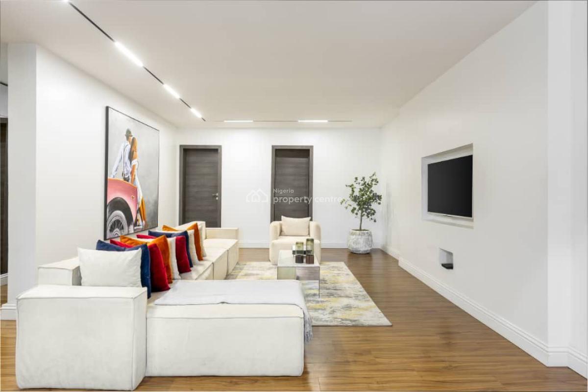Newly Luxury 2 Bedroom Apartment with Ps5 & Snooker Netflix/prime, Victoria Island (vi), Lagos, Flat / Apartment Short Let