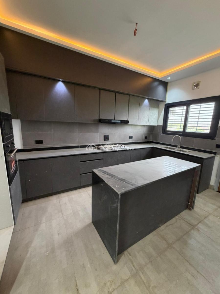 Luxurious 3 Bedroom Apartment with Bq, Gwarinpa, Abuja, Flat / Apartment for Rent