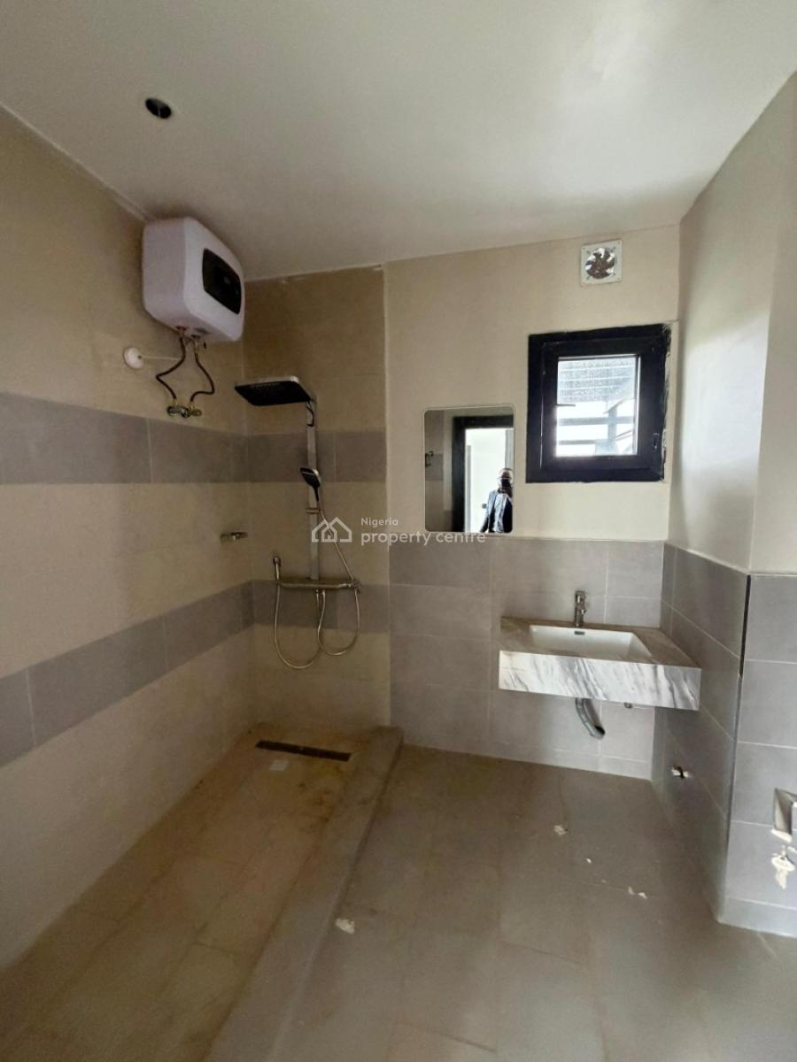 Luxurious 3 Bedroom Penthouse with Bq and Panoramic Balcony, Gwarinpa, Abuja, Flat / Apartment for Rent