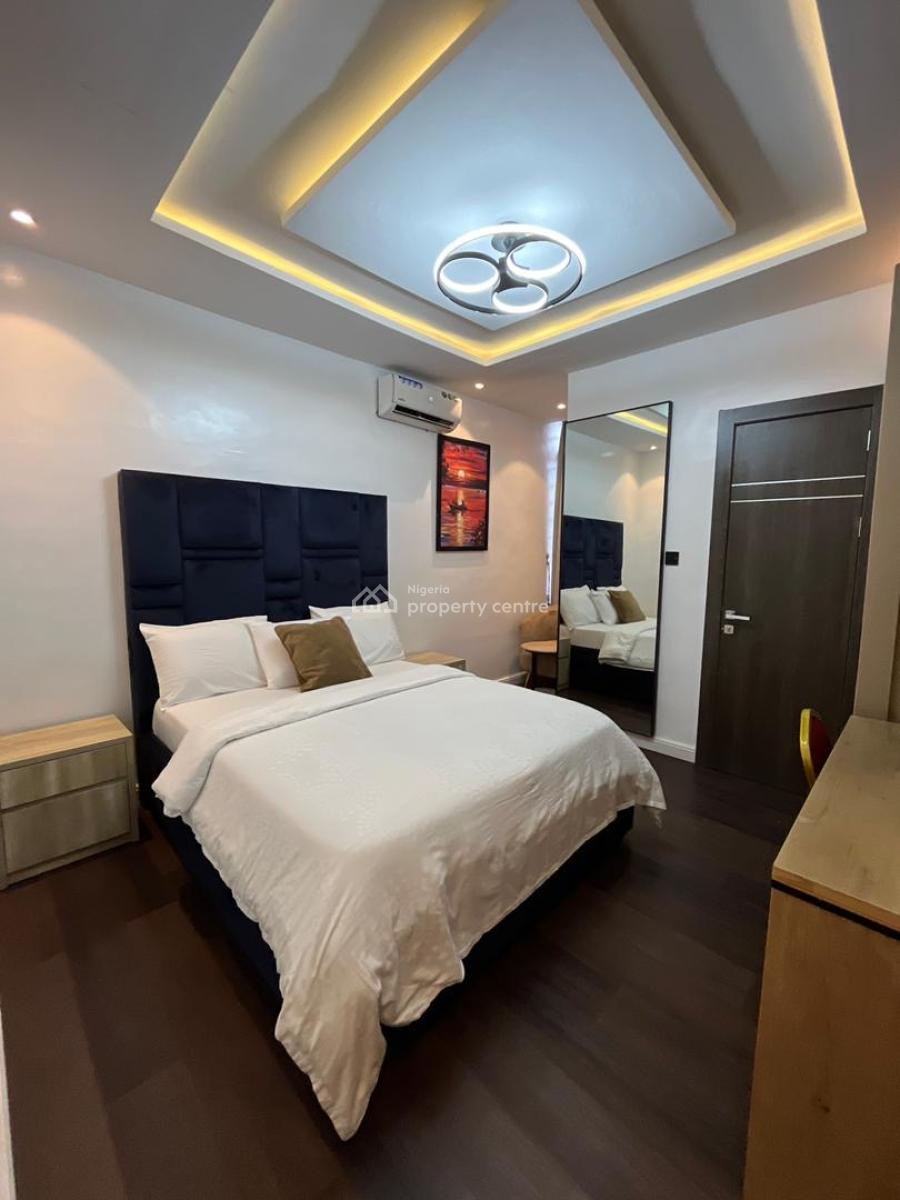 3 Bedroom Apartment with Swimming Pool, Gym, Snooker Board, Table, Lekki Phase 1, Lekki, Lagos, Flat / Apartment Short Let